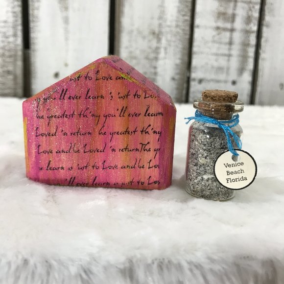 Little Wooden House by the Beach Handmade Painted - Picture 5 of 13